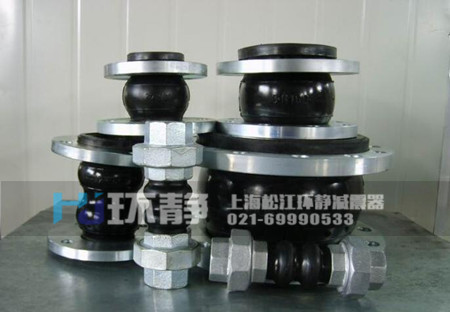管道使用中安裝可曲撓橡膠接頭具有一定的位移伸縮。